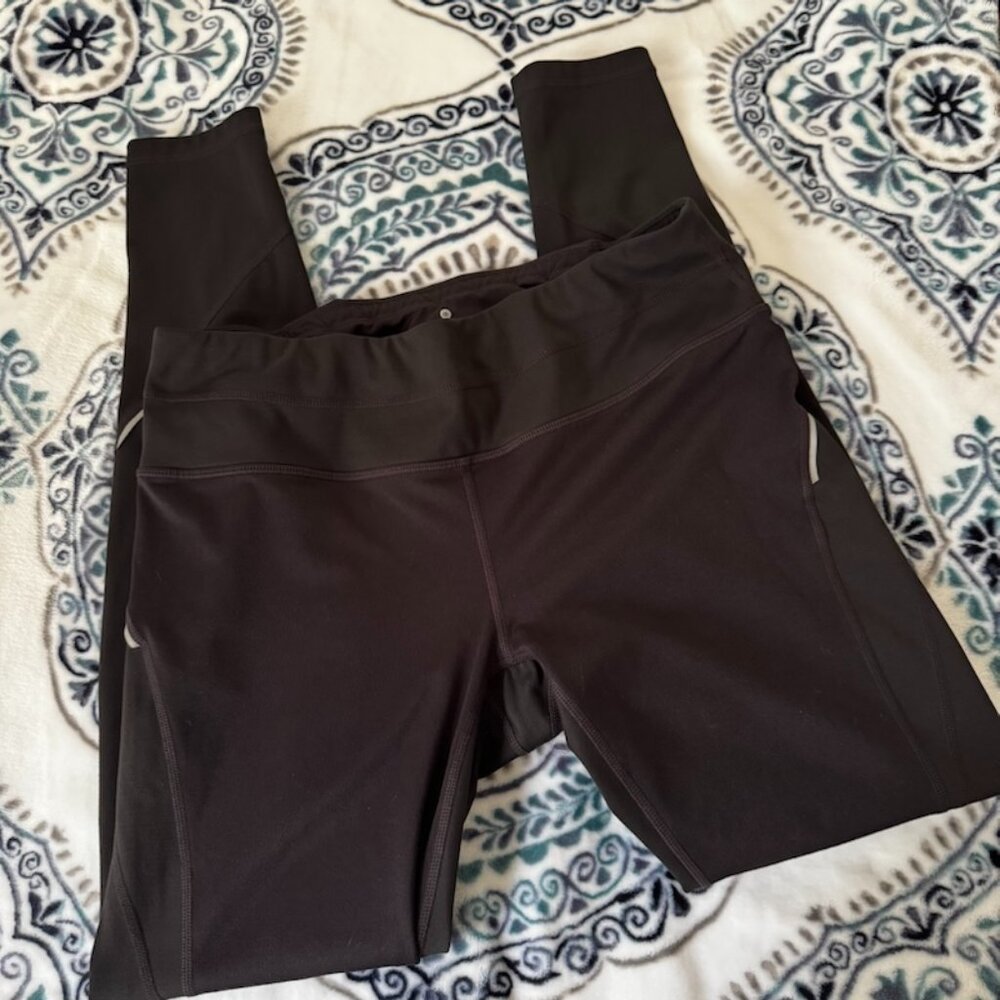 Athleta Power Peak Leggings Sz Medium Black EUC